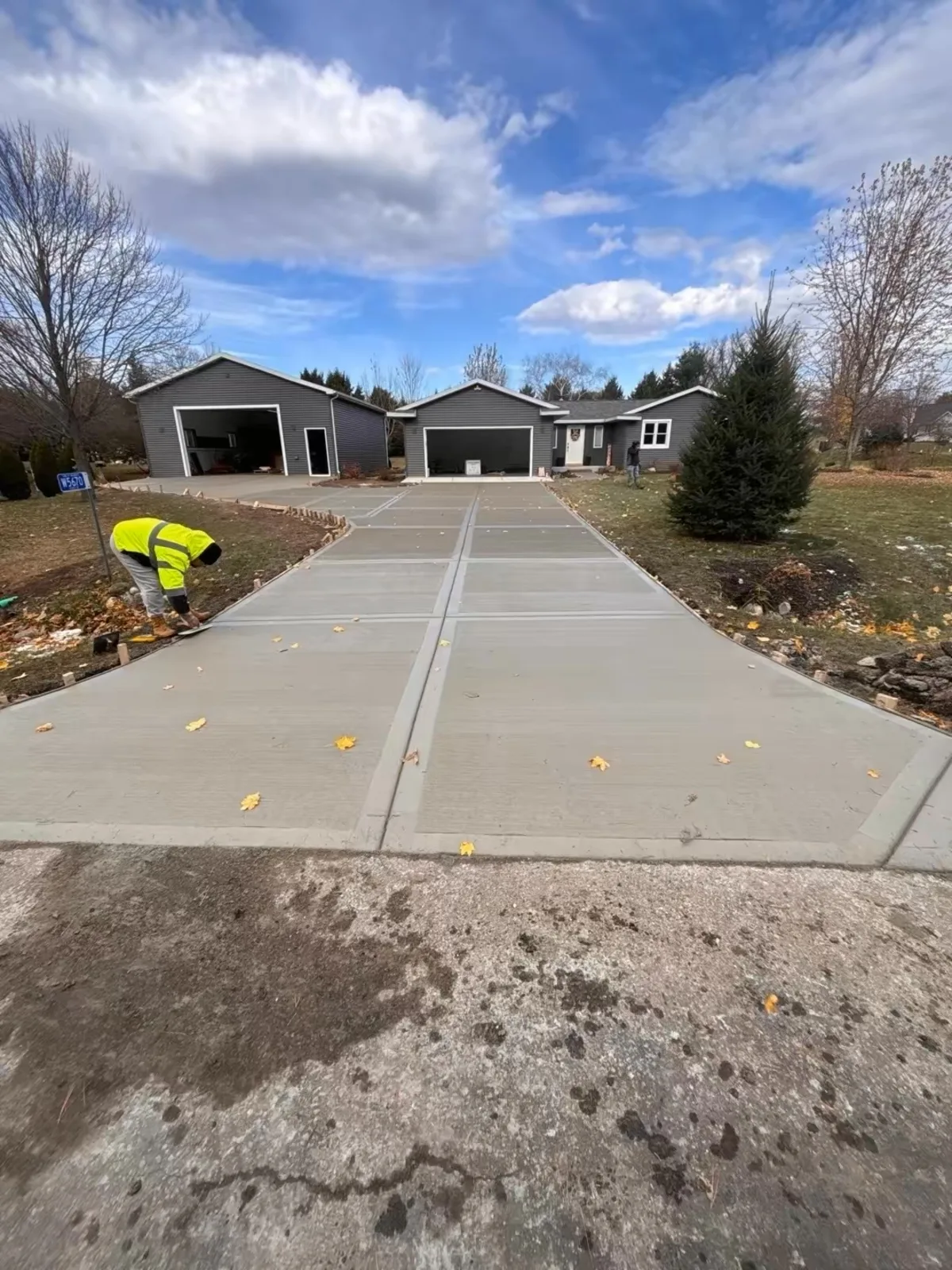 How to Hire a Concrete Contractor Near Me: Step-by-Step Guide for IL